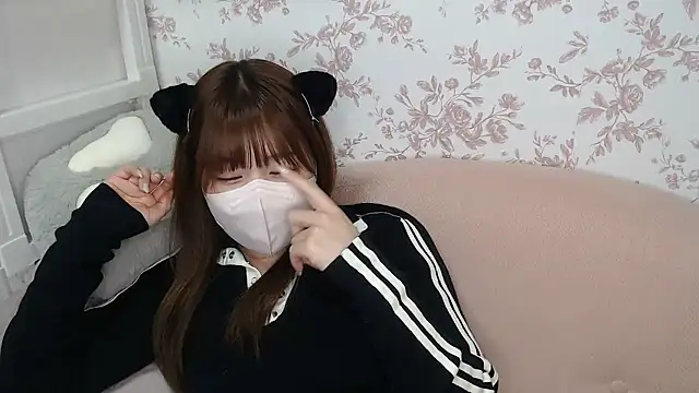 Snapshot of mei_hosina chatting on 22, 2, 2026 mei hosina online show from 22, 2, 2026