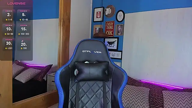 Snapshot of VladHellsing4 chatting on 20, 2, 2025 VladHellsing4 online show from 20, 2, 2025