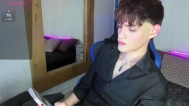 Snapshot of VladHellsing4 chatting on 17, 3, 2025 VladHellsing4 online show from 17, 3, 2025