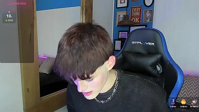 Snapshot of VladHellsing4 chatting on 18, 3, 2025 VladHellsing4 online show from 18, 3, 2025