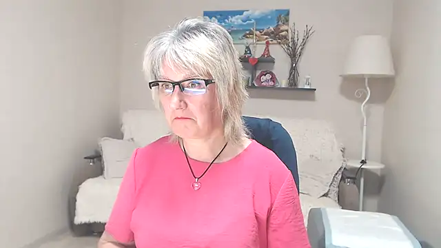 Snapshot of FleurMays chatting on 29, 6, 2026 FleurMays online show from 29, 6, 2026