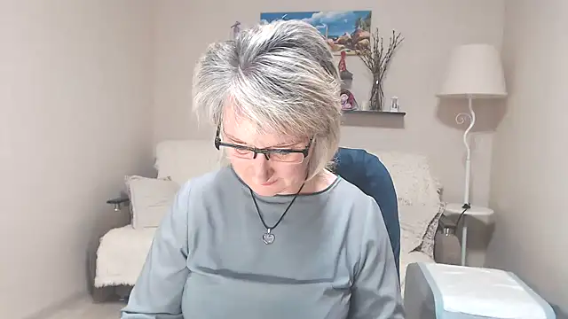 Snapshot of FleurMays chatting on 30, 6, 2026 FleurMays online show from 30, 6, 2026