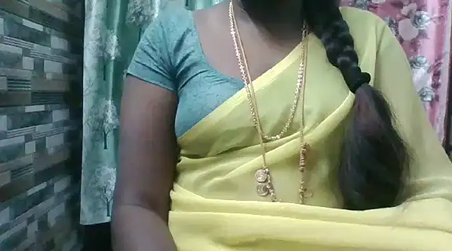 Snapshot of Hot_akshara chatting on 12, 12, 2024 Hot akshara online show from 12, 12, 2024