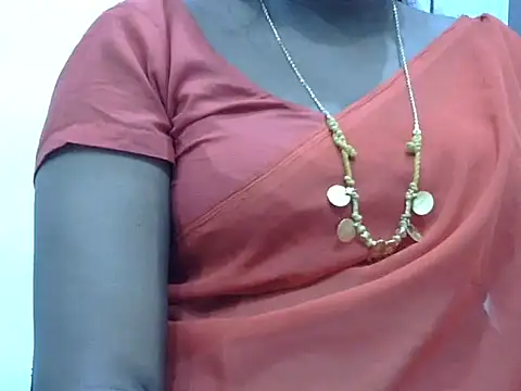 Snapshot of Hot_akshara chatting on 10, 9, 2025 Hot akshara online show from 10, 9, 2025