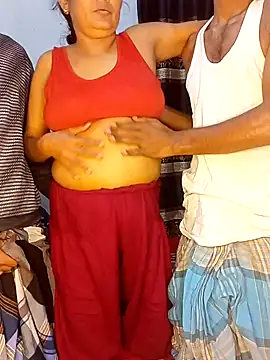 Snapshot of ArishaCouple chatting on 8, 2, 2025 ArishaCouple online show from 8, 2, 2025