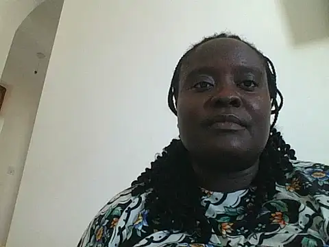 Snapshot of Hotwife8 chatting on 5, 11, 2025 Hotwife8 online show from 5, 11, 2025