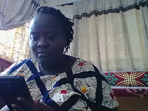 Snapshot of Hotwife8 chatting on 24, 2, 2026 Hotwife8 online show from 24, 2, 2026