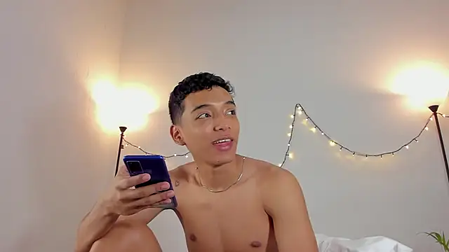 Snapshot of mike_tylor01 chatting on 3, 2, 2025 mike tylor01 online show from 3, 2, 2025