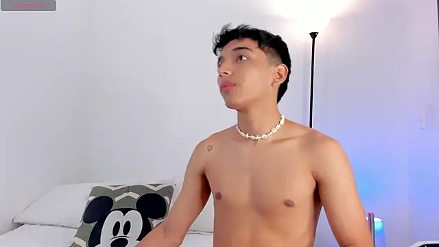 Snapshot of mike_tylor01 chatting on 2, 10, 2025 mike tylor01 online show from 2, 10, 2025