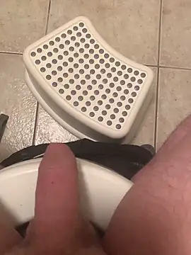 Snapshot of Izzou123 chatting on 24, 11, 2025 Izzou123 online show from 24, 11, 2025