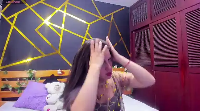 Snapshot of kathina_giraldo chatting on 27, 12, 2024 kathina giraldo online show from 27, 12, 2024