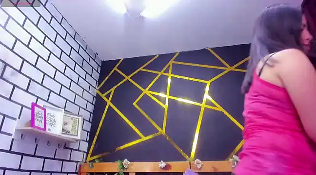 Snapshot of kathina_giraldo chatting on 9, 1, 2025 kathina giraldo online show from 9, 1, 2025