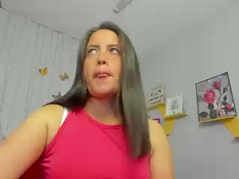 Snapshot of kathina_giraldo chatting on 24, 1, 2025 kathina giraldo online show from 24, 1, 2025