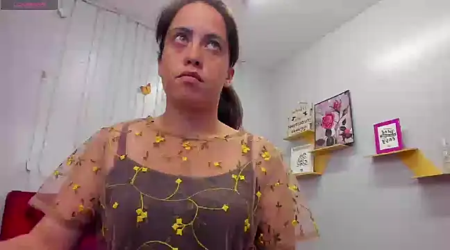 Snapshot of kathina_giraldo chatting on 11, 3, 2025 kathina giraldo online show from 11, 3, 2025