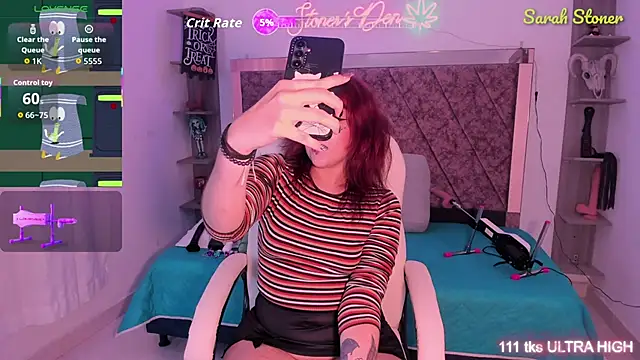 Sarah-Stoner online show from 8, 10, 2025