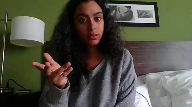 cinnaminnie online show from 6, 1, 2025