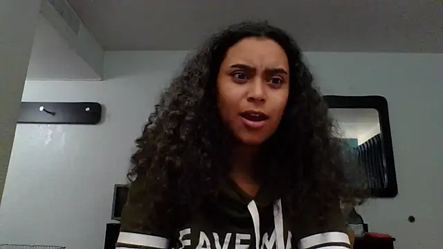 cinnaminnie online show from 2, 3, 2025