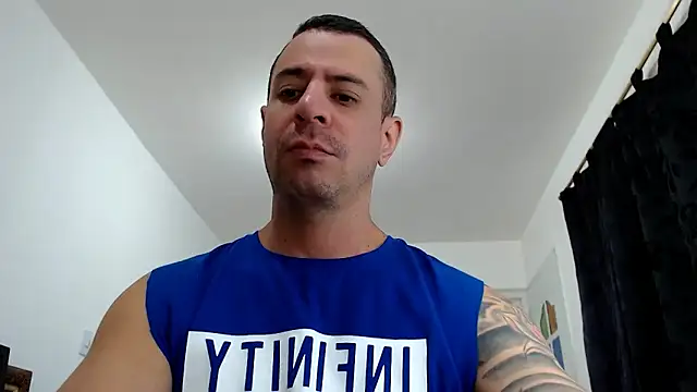 Snapshot of nicolay_74 chatting on 5, 11, 2025 nicolay 74 online show from 5, 11, 2025