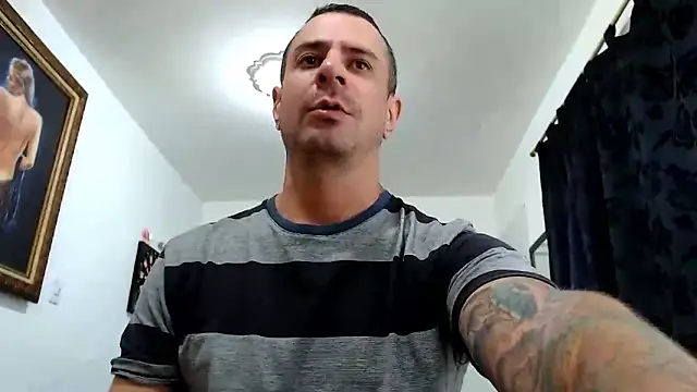 Snapshot of nicolay_74 chatting on 6, 11, 2025 nicolay 74 online show from 6, 11, 2025