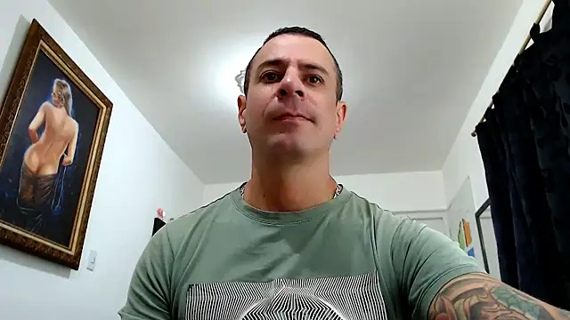 Snapshot of nicolay_74 chatting on 6, 11, 2025 nicolay 74 online show from 6, 11, 2025