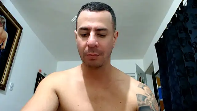 Snapshot of nicolay_74 chatting on 25, 11, 2025 nicolay 74 online show from 25, 11, 2025