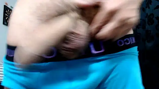 Snapshot of nicolay_74 chatting on 5, 12, 2025 nicolay 74 online show from 5, 12, 2025