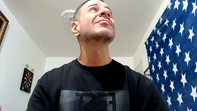 Snapshot of nicolay_74 chatting on 17, 12, 2025 nicolay 74 online show from 17, 12, 2025