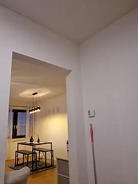 Jujuicy 97 online show from 8, 2, 2026