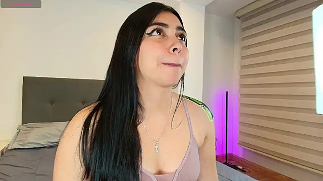 Snapshot of Lania_spencer2 chatting on 4, 10, 2025 Lania spencer2 online show from 4, 10, 2025