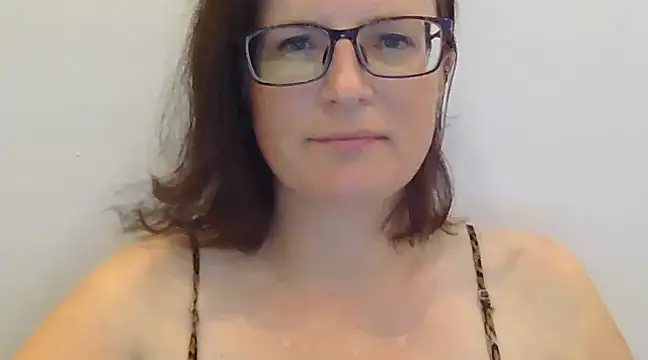 Snapshot of CrimsonMistress chatting on 2, 1, 2025 CrimsonMistress online show from 2, 1, 2025