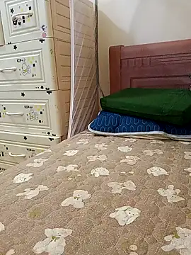 JasminePham online show from 6, 11, 2025