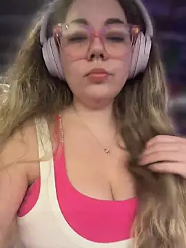 brooklynivy online show from 17, 7, 2026