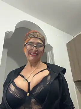 Snapshot of anastasia_and_jordan chatting on 24, 4, 2026 anastasia and jordan online show from 24, 4, 2026