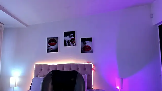 Snapshot of _Charlotte_evans_1 chatting on 9, 9, 2025 Charlotte evans 1 online show from 9, 9, 2025