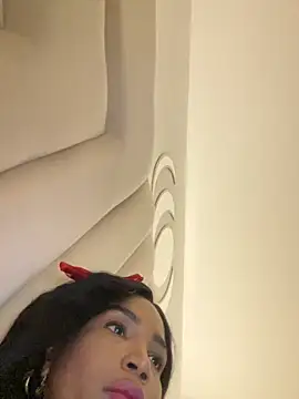 Jessie-pradoo online show from 28, 9, 2025