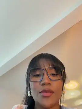 Jessie-pradoo online show from 14, 4, 2026