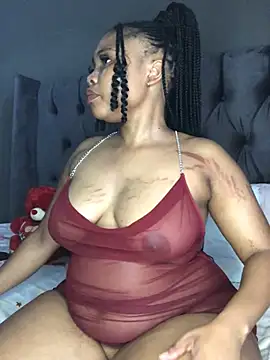 Anaelle24 online show from 5, 3, 2025