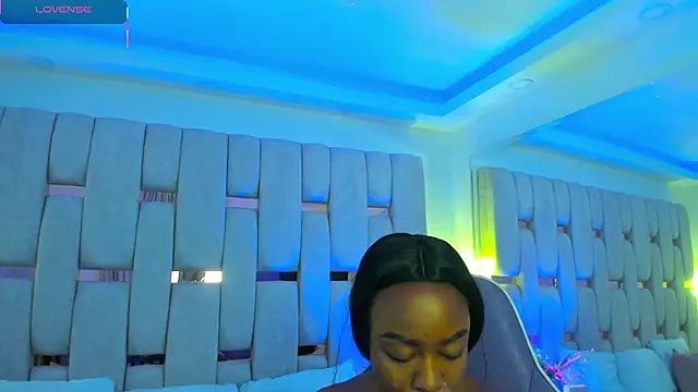 mia schwarz online show from 5, 2, 2026