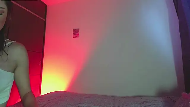 Snapshot of Imsophie_collins chatting on 17, 12, 2024 Imsophie collins online show from 17, 12, 2024