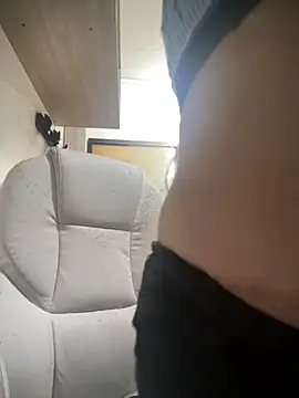 Kharla Marin online show from 10, 11, 2025