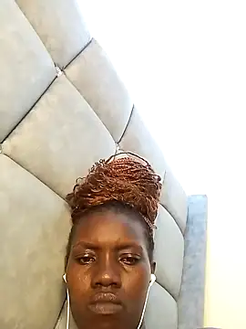 Snapshot of Slimthick900 chatting on 23, 2, 2025 Slimthick900 online show from 23, 2, 2025