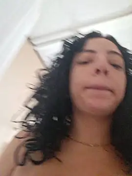 Snapshot of Sweet-diamondxxx chatting on 17, 12, 2025 Sweet-diamondxxx online show from 17, 12, 2025