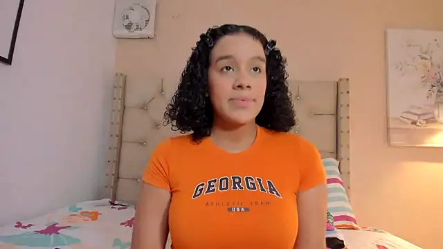 Snapshot of vanesasexyhot21 chatting on 13, 10, 2025 vanesasexyhot21 online show from 13, 10, 2025