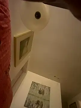 Snapshot of kikiwonderbar chatting on 17, 12, 2025 kikiwonderbar online show from 17, 12, 2025