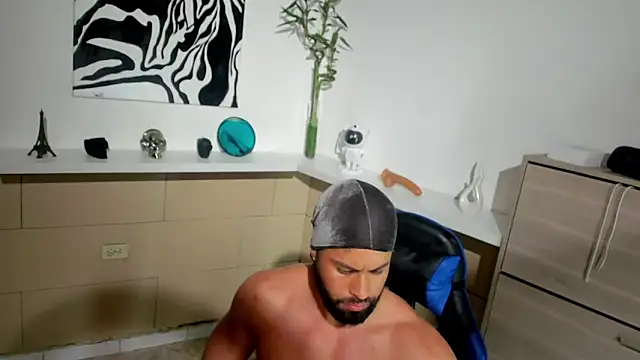 Snapshot of Daemon21 chatting on 3, 10, 2025 Daemon21 online show from 3, 10, 2025