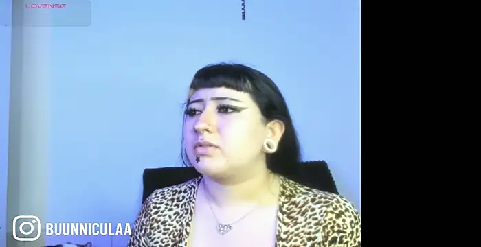 larissa01  online show from 22, 2, 2026