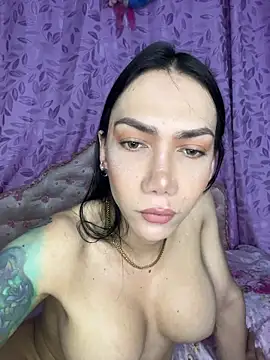 hellendollxxx online show from 14, 1, 2026