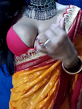 Savita hotmom online show from 8, 2, 2026