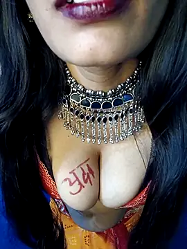 Savita hotmom online show from 13, 2, 2026