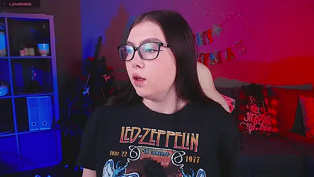 Snapshot of Arizonaa_Muse chatting on 19, 12, 2024 Arizonaa Muse online show from 19, 12, 2024